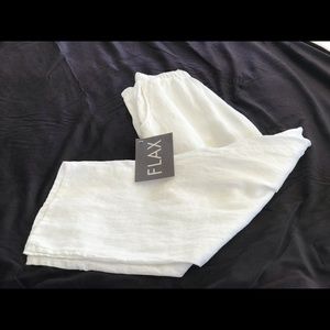 FLAX DESIGNS  Bold Pedal Pants 100% Linen